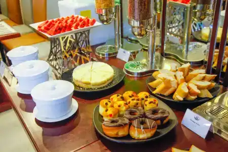 Ritzy Boutique Da Nang - 9