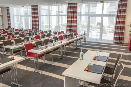 Holiday Inn düSseldorf-Neuss, An Ihg - 10