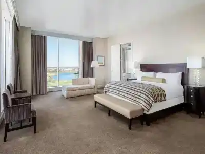 Renaissance Dallas North - 41