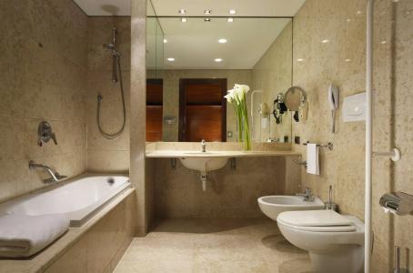 Unahotels Cusani Milano - 18