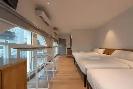 Boxpackers Hostel - 27