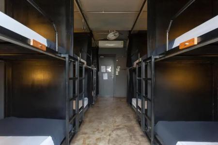 Box Hostel n Cafe - 35