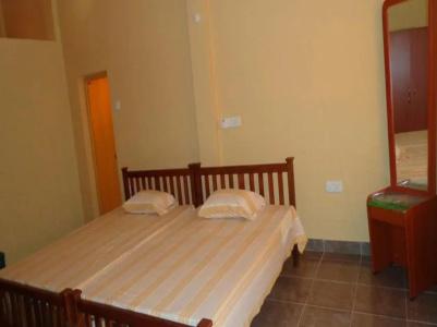 Anura Guest Inn - 1