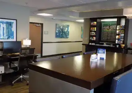 Best Western West - 14