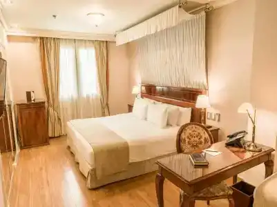 Melia Recoleta Plaza - 28