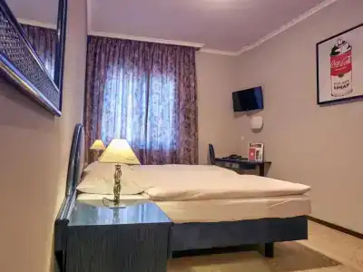 Hôtel Crystal - 34