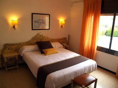 Hostal del Sol - 0