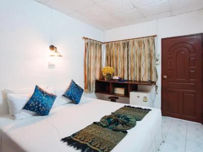 Rendezvous Guest House Sha Extra Plus - 30