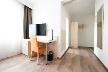 Bayerischer Hof - 24