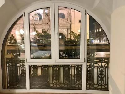 Pilar Plaza - 23