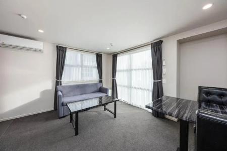 315 Riccarton - 79