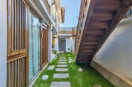 Lijiang Village House - 13