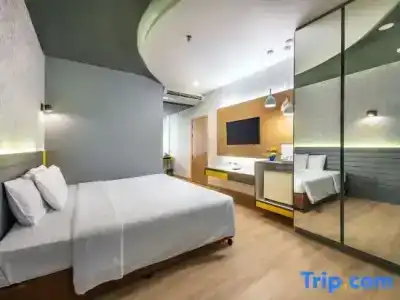 Qiu Sukhumvit - 49