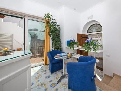 San Nicola Guest House - 0