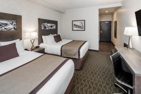 Ramada by Wyndham - 4