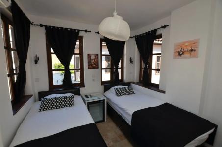 The Suite Apart - 2