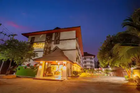 Huen Jao Ban - 21