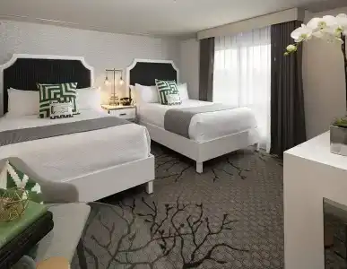 Carlyle Inn - 4
