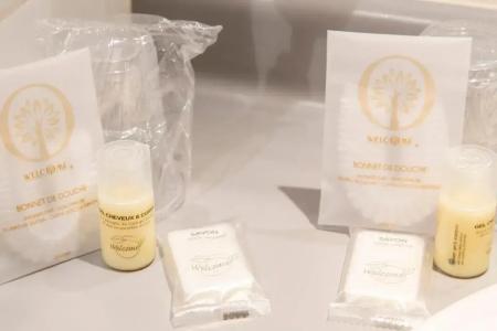 Hôtel Paradis - 124