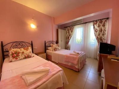 Maviev Otel - 2