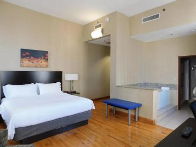 Holiday Inn Express Downtown, An Ihg - 2