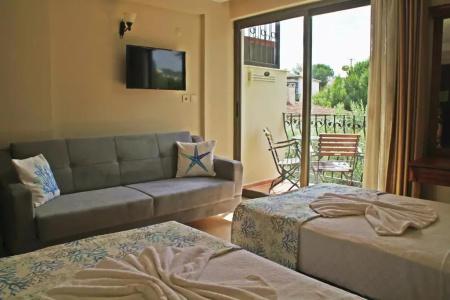 Rosy Suites - 90