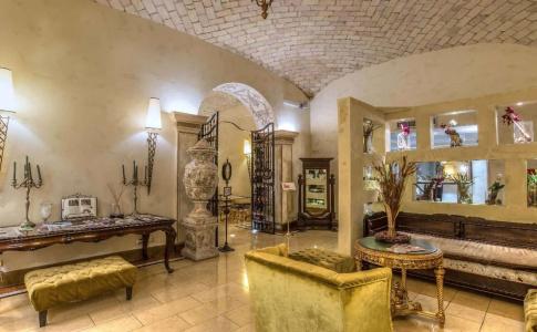 Veneto Palace - 1
