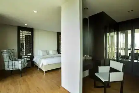S17 Nimman - 227