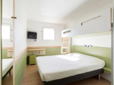 ibis Budget Pau Est - 25