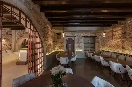 Serenissima Boutique - 34