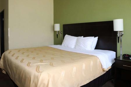 Quality Inn East Evansville - 28