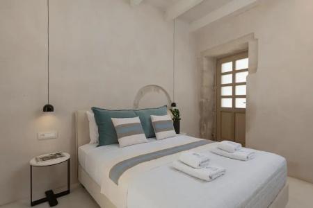 Sutor Chic Manor - 34