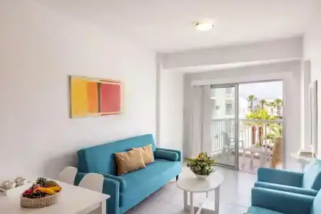 Papantonia Apts - 43