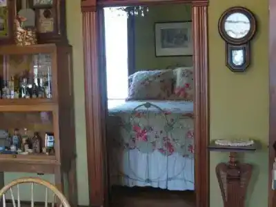 Waverly Cottage - 2