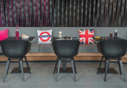 Moxy London Excel - 20