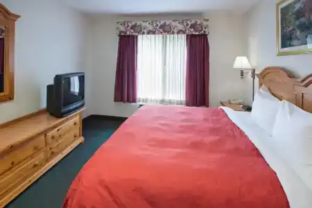 Country Inn & Suites by Radisson, Indianapolis South, IN - 22