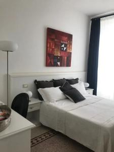 b&b Nike - Rooms Only - 62