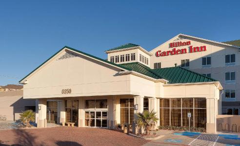 Hilton Garden Inn Airport - 34