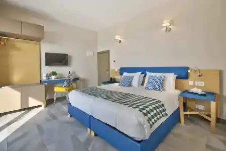 The British Suites - 37