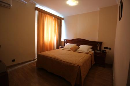 Hôtel Rembrandt - 3