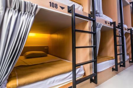 18 Coins Cafe & Hostel - 31