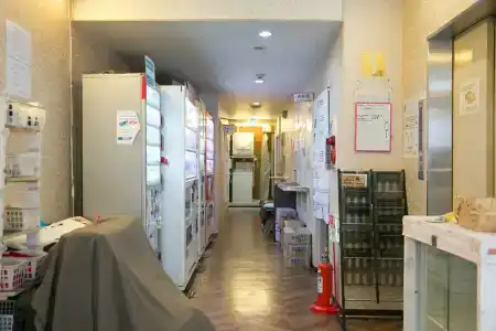 Osaka Mikado Shin-Imamiya ekimae - 14