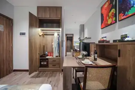 The Dream Suite - 106