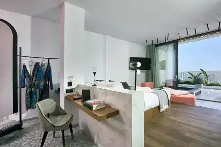Dyo Suites - 156
