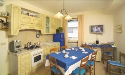 Casa Famiani Bed & Breakfast - 12