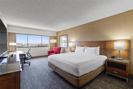DoubleTree by Hilton City Center - 53