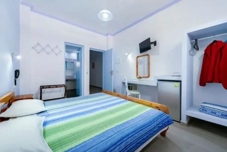 Akis - 44