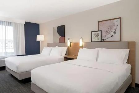 Fairfield Inn & Suites by Marriott - 16