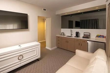 The Statler Dallas, Curio Collection By Hilton - 111