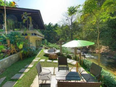 Vaccinated Staff - Capital O 464 At Nata Chiangmai Chic Jungle - 16